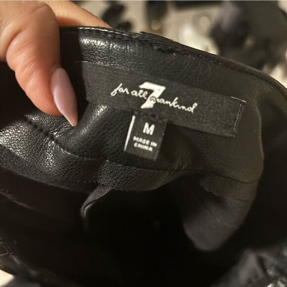 7 For all Mankind Faux Leather Wide Cropped Leg Pants Black- Size Medium - Picture 11 of 11